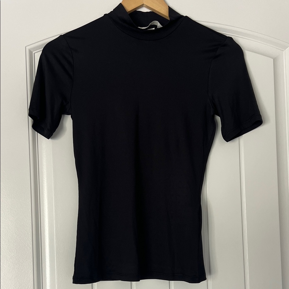 H&M Black Short Sleeve Top